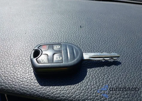 2014 Ford Mustang V6 Premium from USA, damaged, VIN 1ZVBP8AM5E5327151